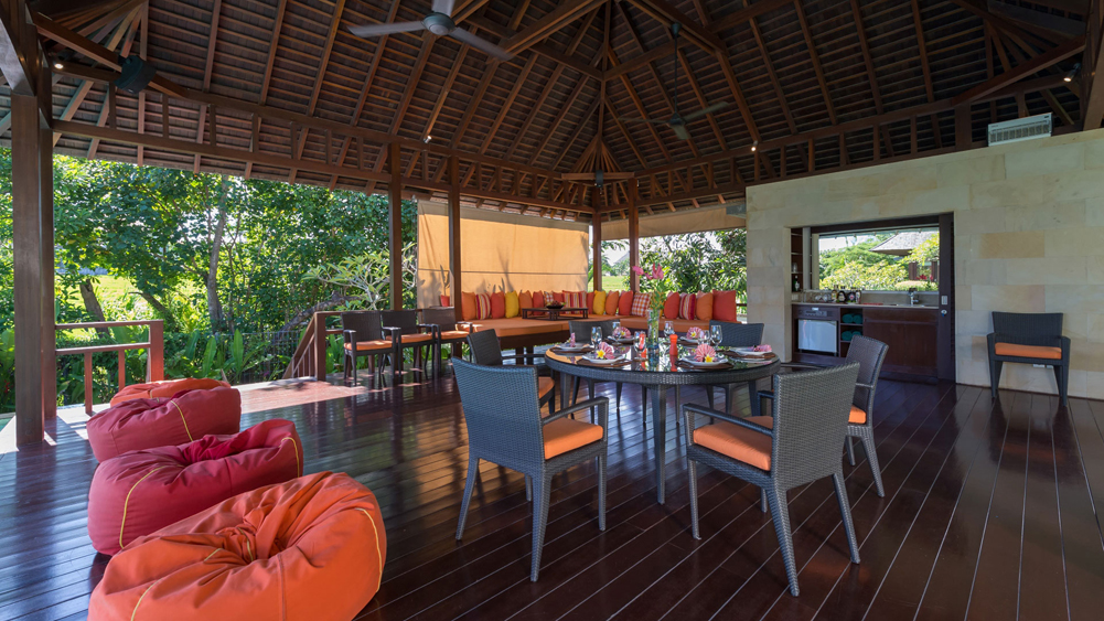 Bendega Nui - Cool dining area